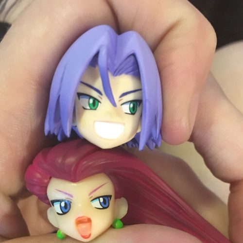 Head comparisons: Again, James is painted matte and as you can mildly see here, Jessie is painted with a semi-gloss